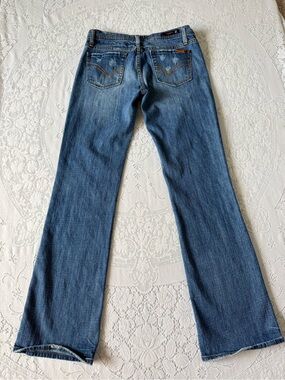Vigoss Juniors low‎ rise Flare distressed Jeans size 9 long